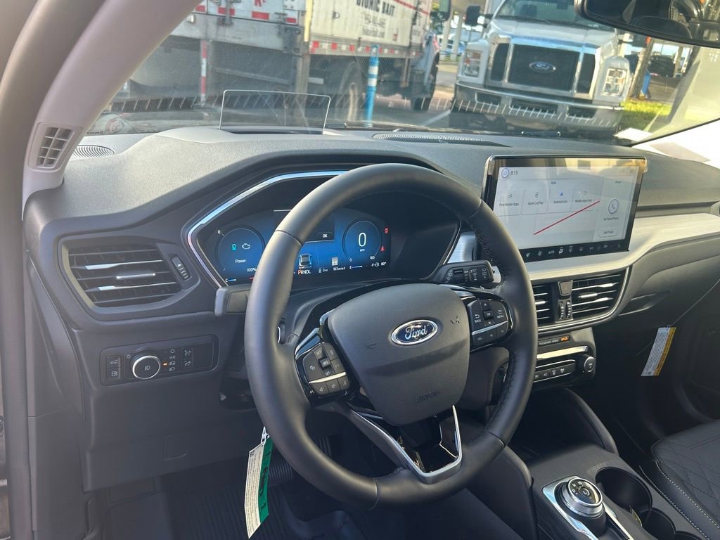 Certified 2024 Ford Escape SE w/ PHEV Premium Package FWD image 36