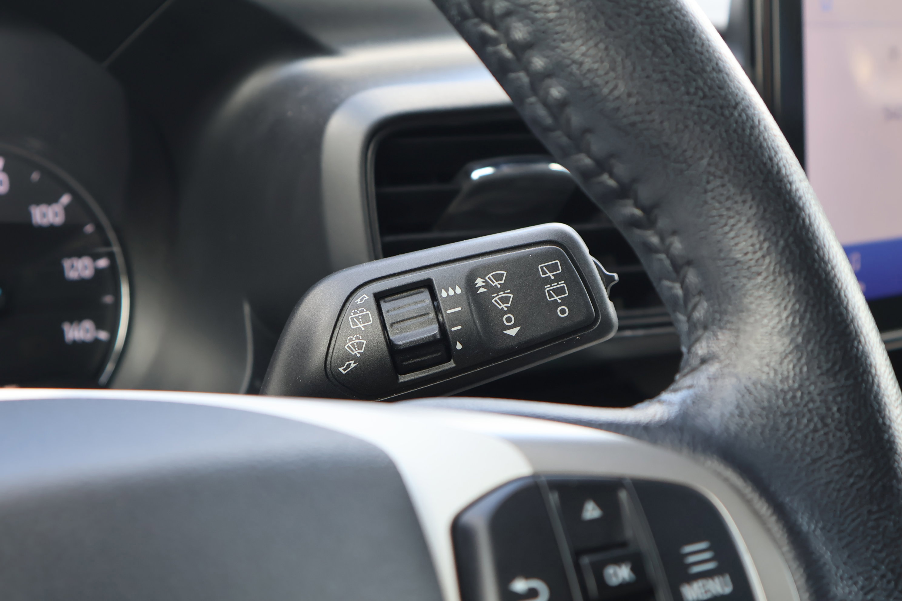 Certified 2021 Ford Explorer XLT image 20