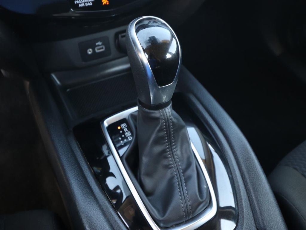 Used 2022 Nissan Rogue Sport S FWD image 21
