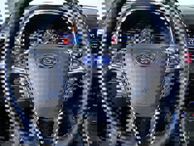 Certified 2019 Ford Edge Titanium w/ Equipment Group 301A image 20