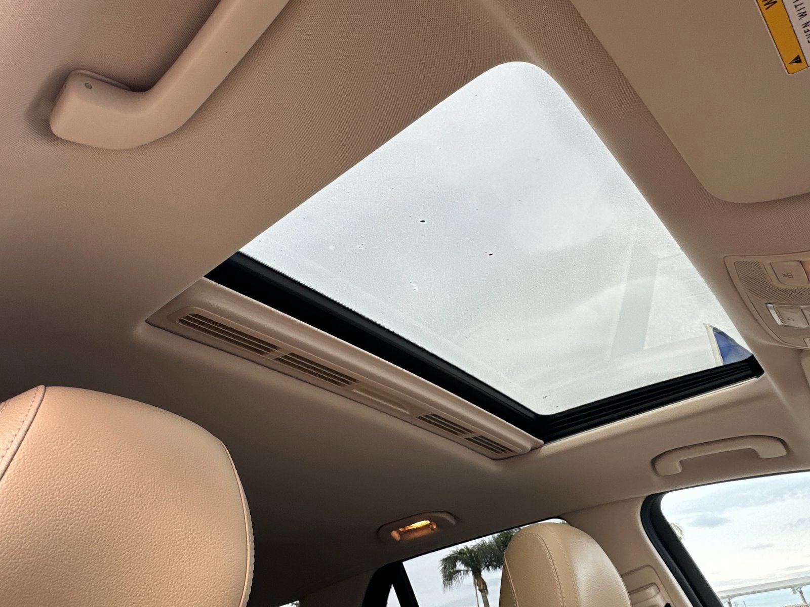 Used 2019 Mercedes-Benz GLE 400 4MATIC image 17