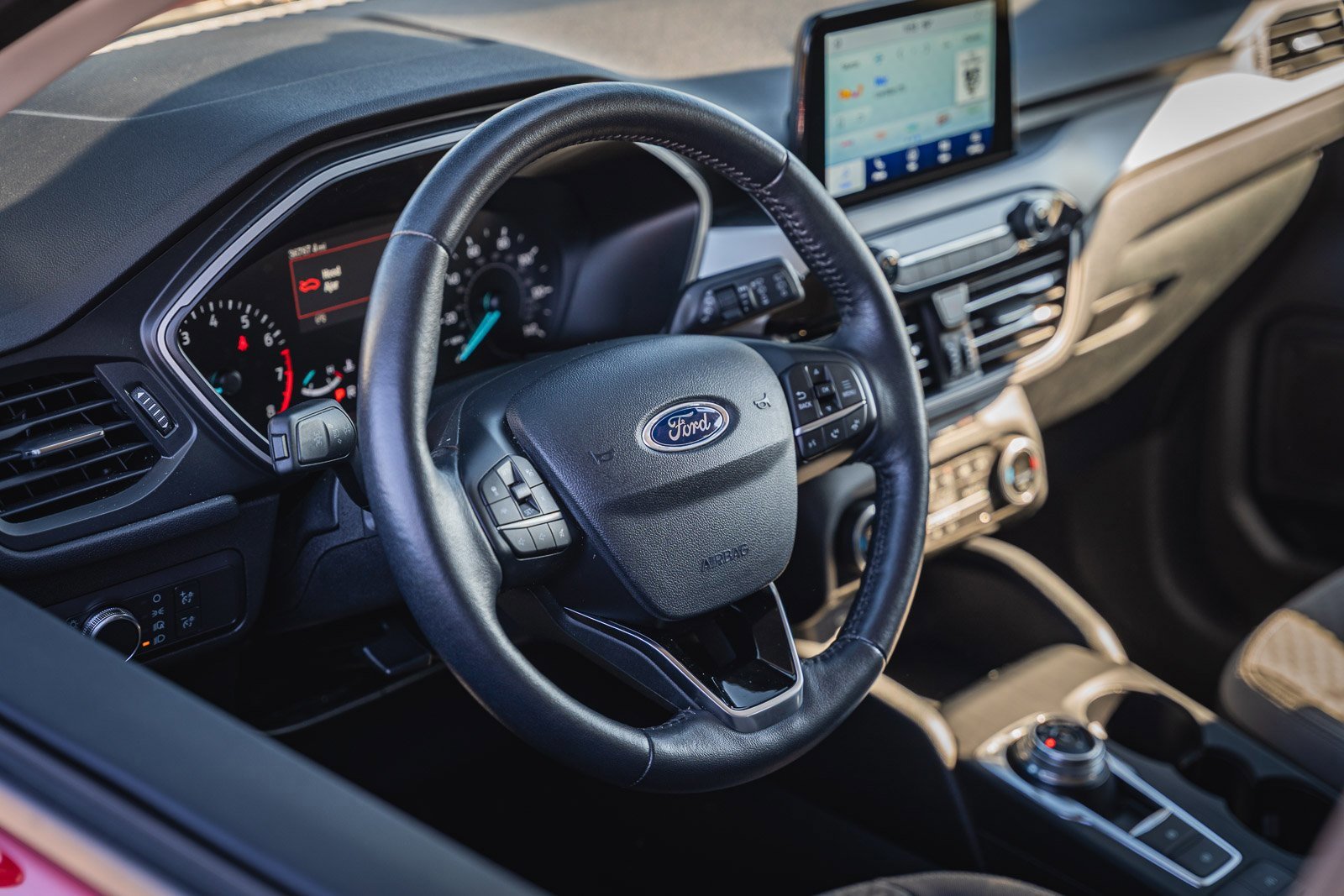 Certified 2021 Ford Escape SE w/ SE Sport Appearance Package image 19