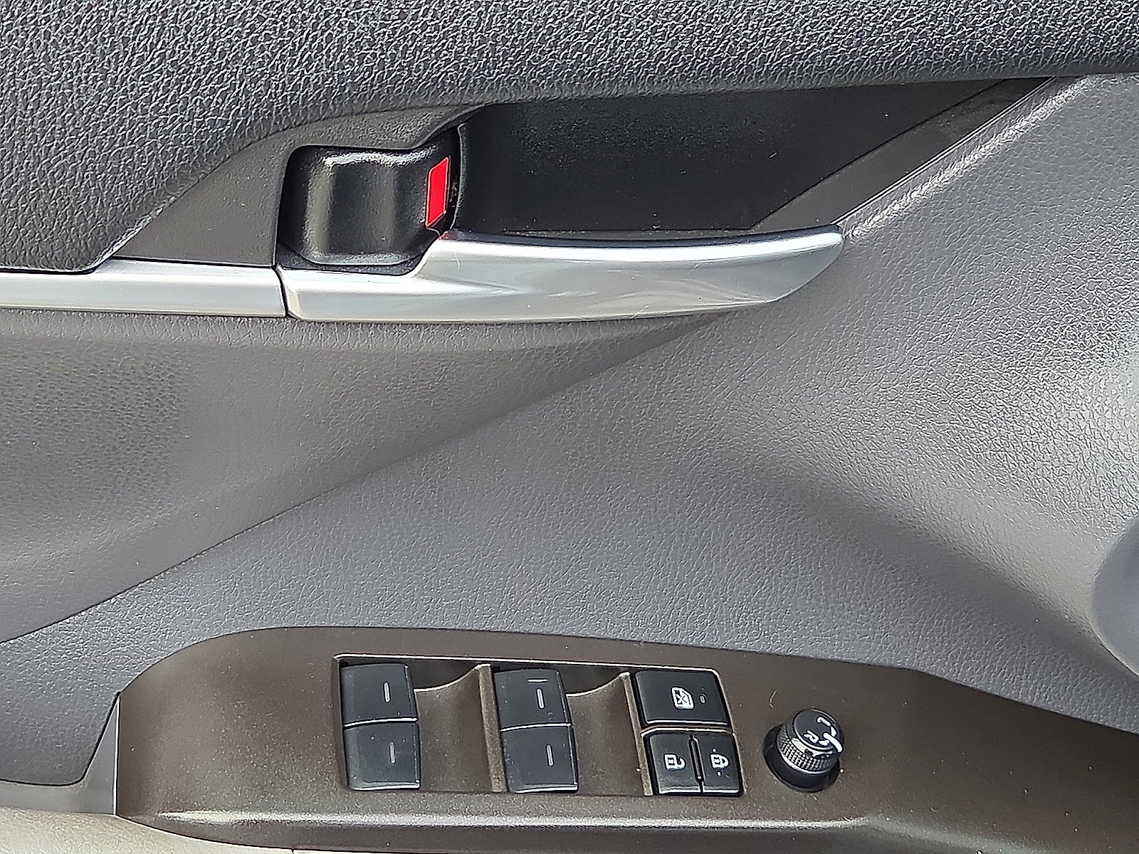 Used 2023 Toyota Camry LE image 13