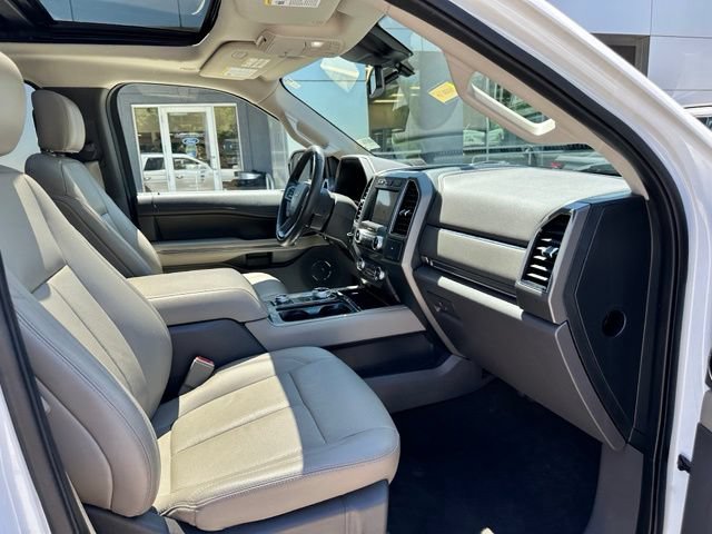 Certified 2020 Ford Expedition XLT w/ Equipment Group 202A AWD/4WD image 61