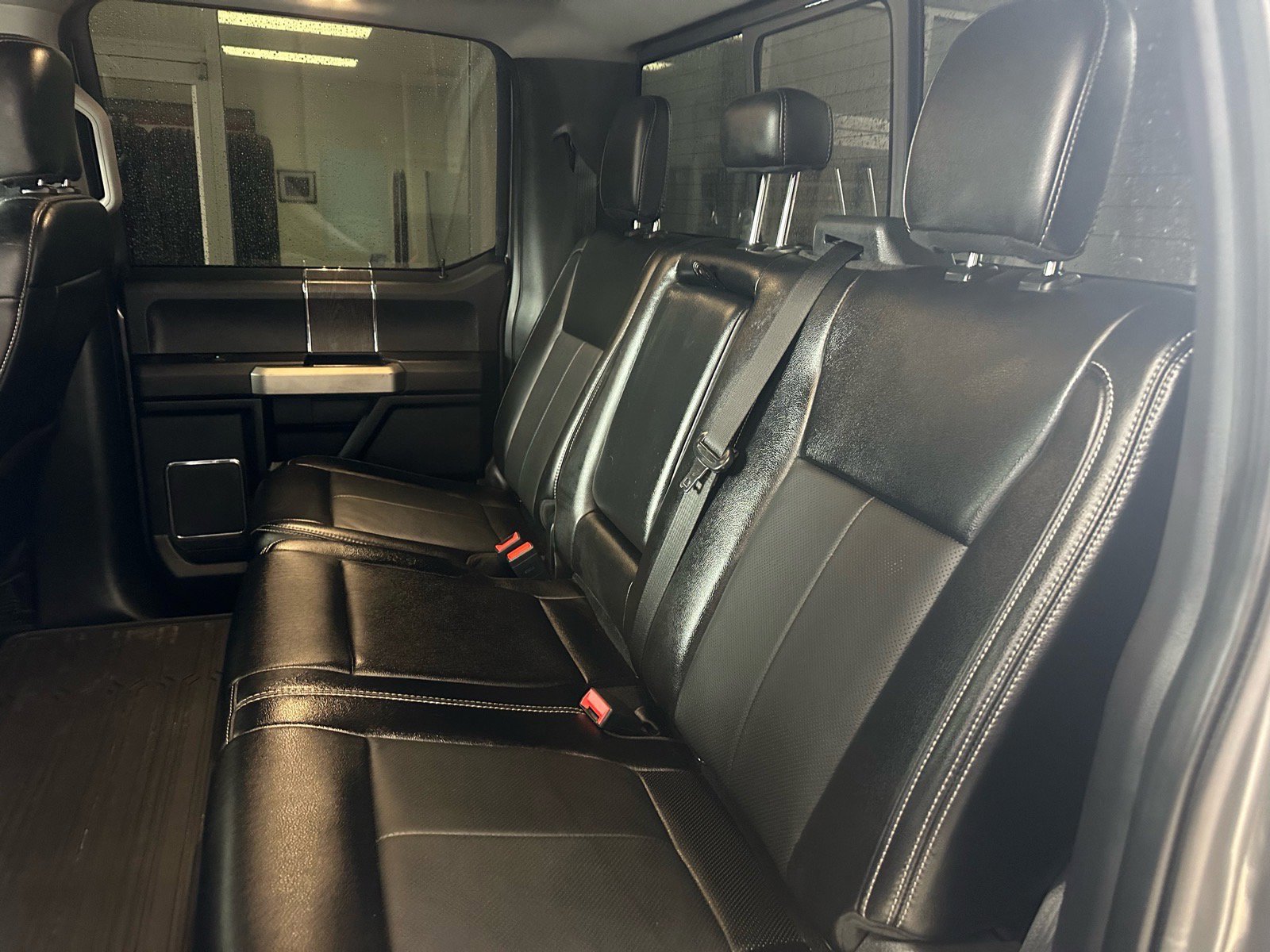 Certified 2021 Ford F250 Lariat w/ Tremor Off-Road Package image 28