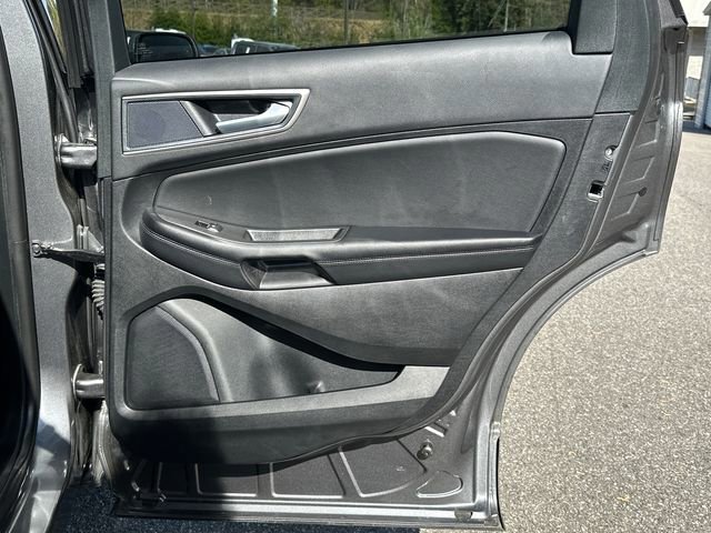 Certified 2024 Ford Edge SEL w/ Convenience Package image 16