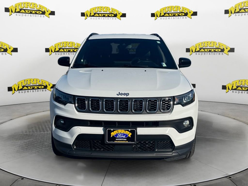 Used 2024 Jeep Compass Latitude AWD/4WD image 8