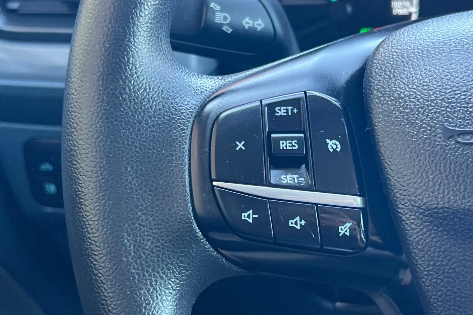 Certified 2023 Ford Maverick XL FWD image 32