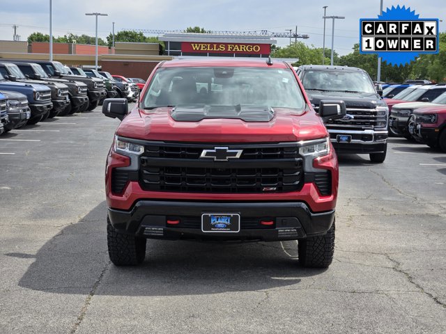 Used 2025 Chevrolet Silverado 1500 LT Trail Boss w/ LT Trail Boss Premium Package AWD/4WD image 2