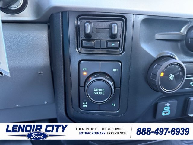 Certified 2023 Ford F250 XL w/ STX Appearance Package AWD/4WD image 23