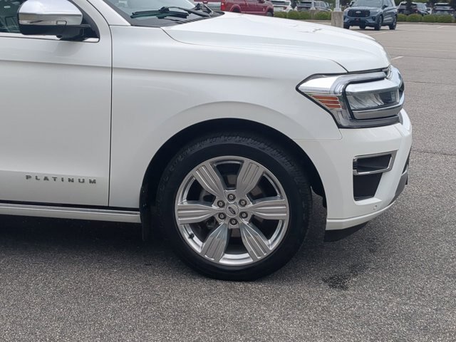 Certified 2023 Ford Expedition Platinum AWD/4WD image 11
