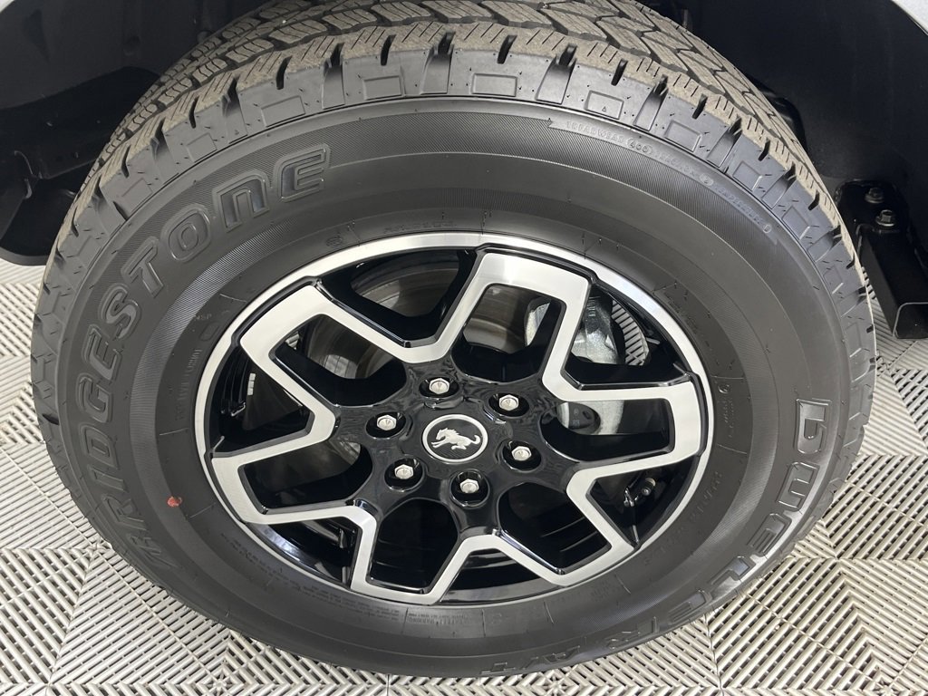 Certified 2024 Ford Bronco Outer Banks image 8