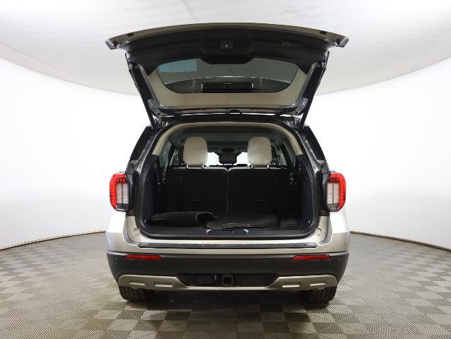 Certified 2025 Ford Explorer Active w/ Active Comfort Package image 23