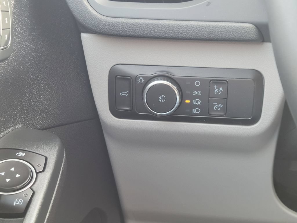 Certified 2023 Ford Escape Platinum AWD/4WD image 12