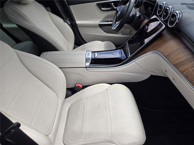 Used 2025 Mercedes-Benz C 300 Sedan image 13