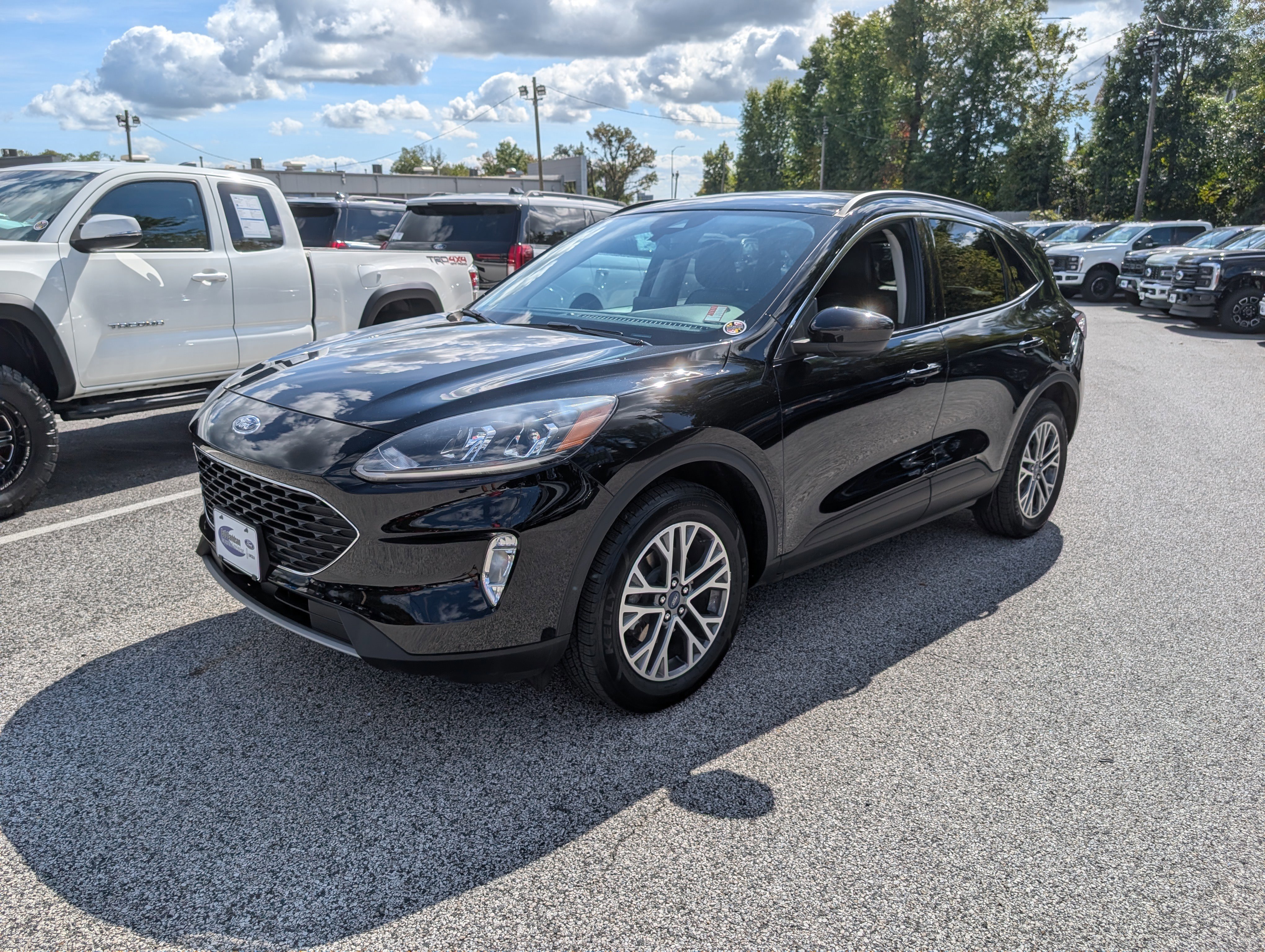 Certified 2022 Ford Escape SEL image 8