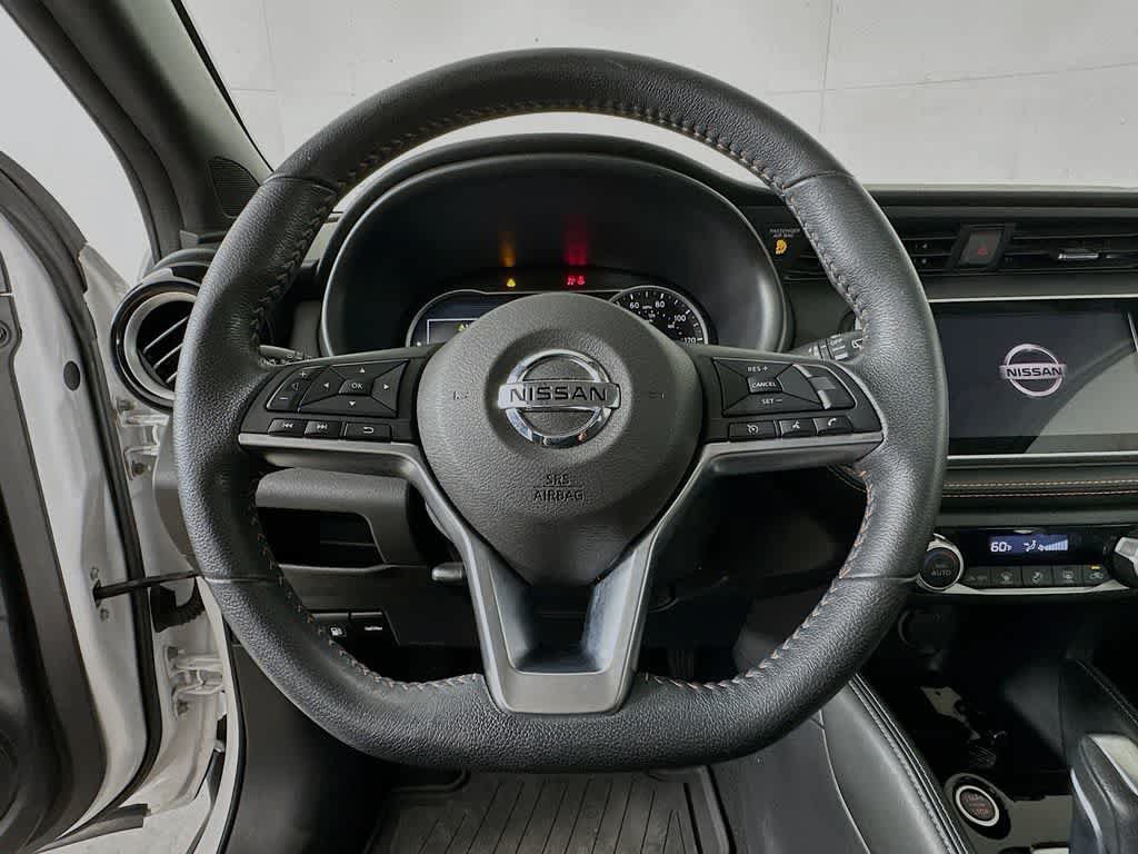 Used 2020 Nissan Kicks SR w/ Exterior Package FWD image 15