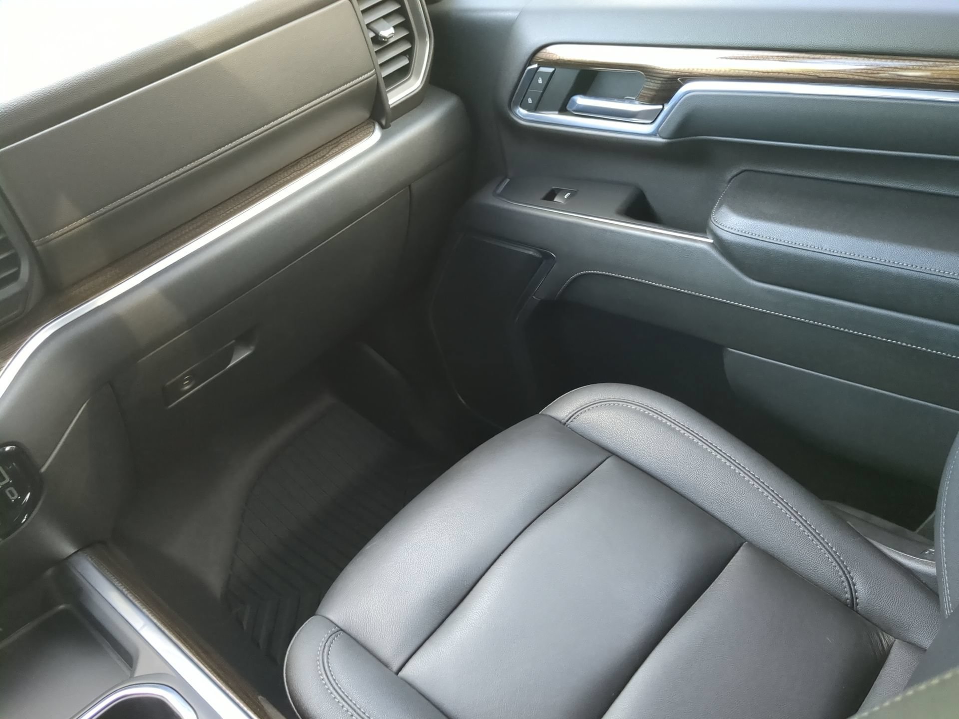Used 2024 Chevrolet Silverado 2500 LT w/ All Star Edition AWD/4WD image 52