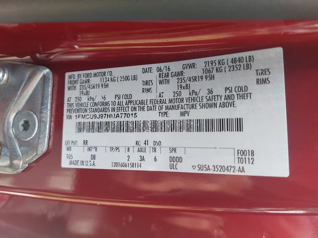 Certified 2017 Ford Escape Titanium AWD/4WD image 33