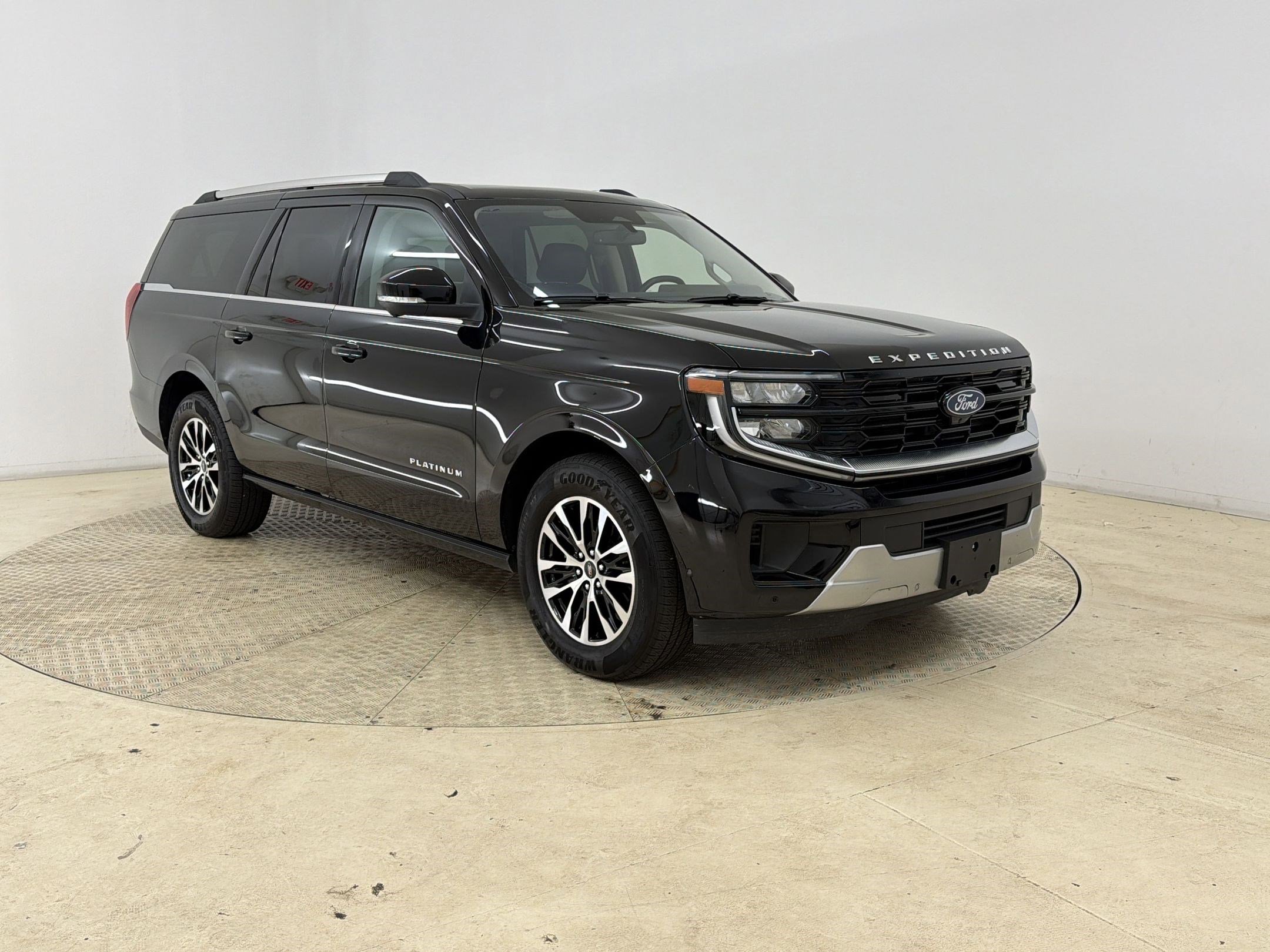 Certified 2025 Ford Expedition Max Platinum AWD/4WD image 7