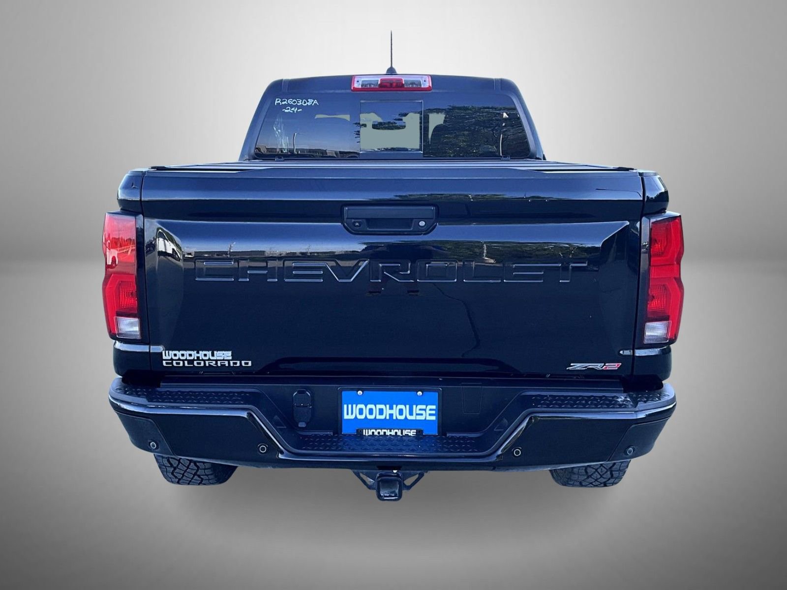 Used 2024 Chevrolet Colorado ZR2 w/ Technology Package AWD/4WD image 6