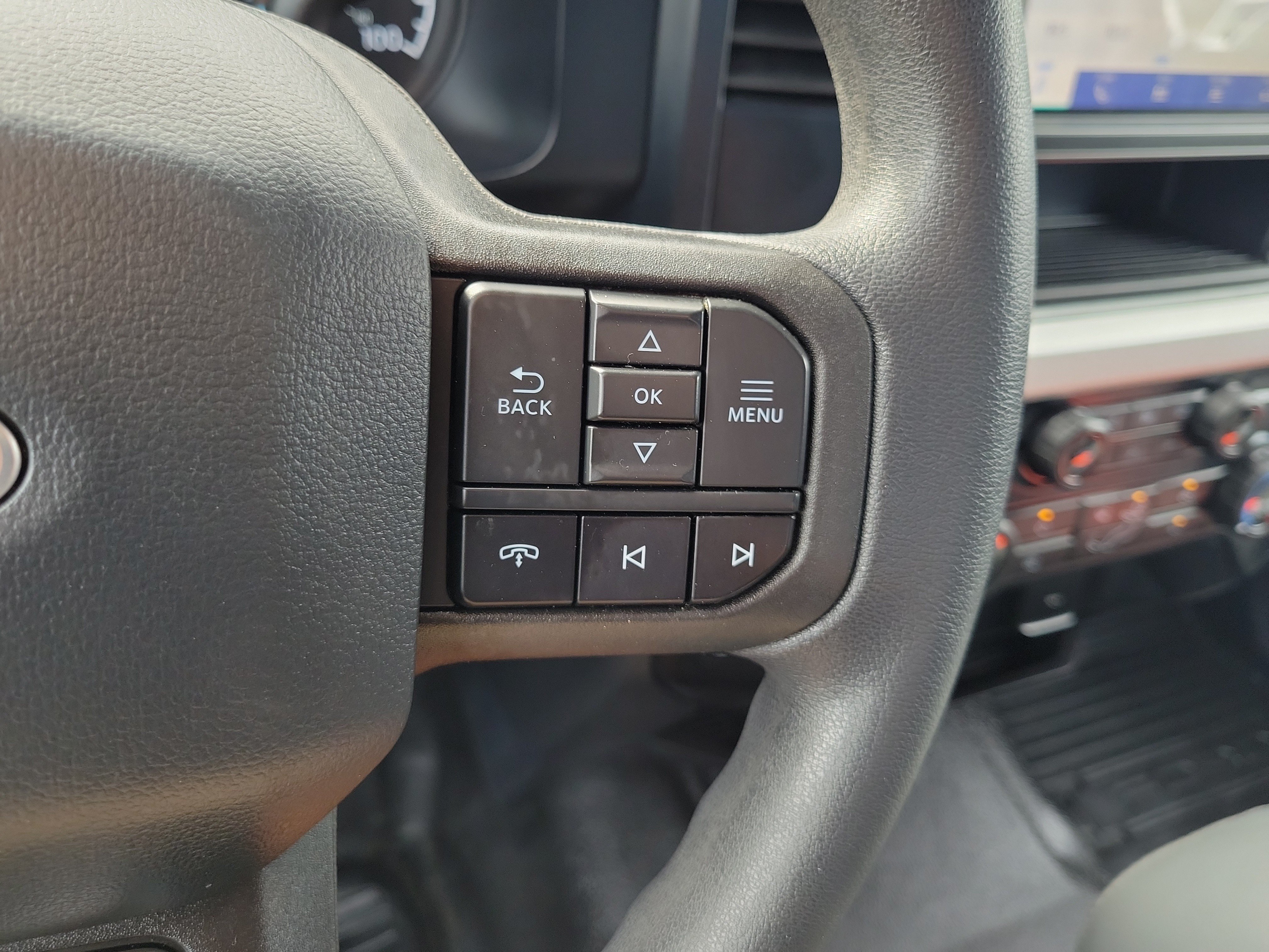 Certified 2024 Ford F350 XL w/ FX4 Off-Road Package AWD/4WD image 23
