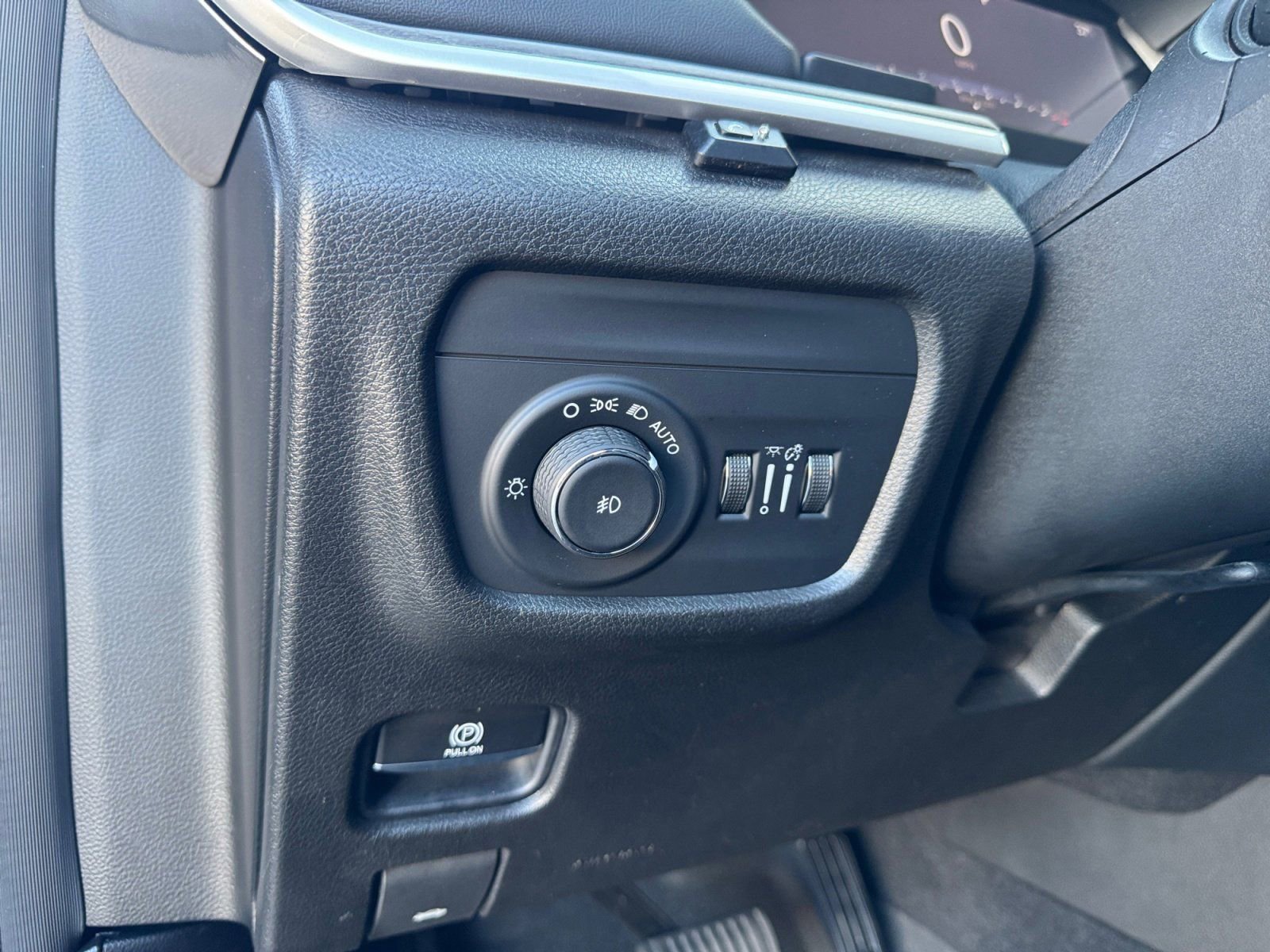 Used 2021 Jeep Grand Cherokee L Limited image 22