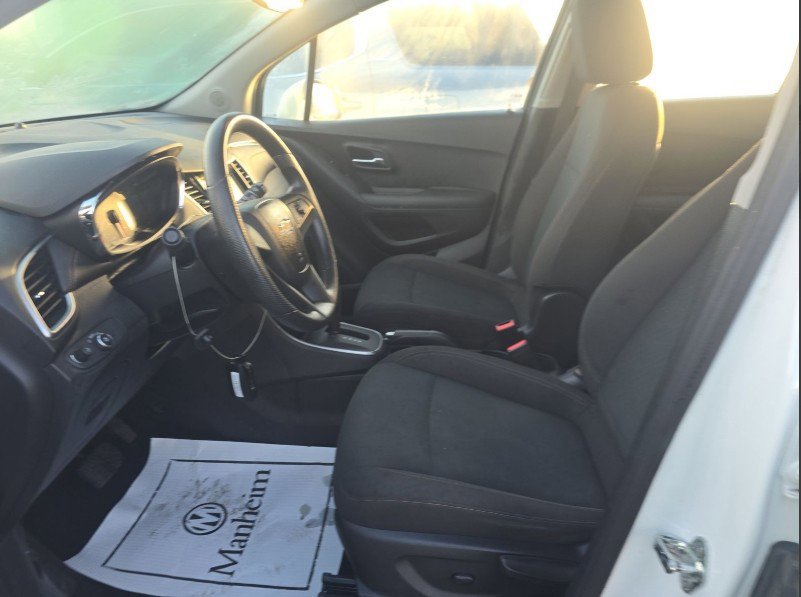 Used 2018 Chevrolet Trax LS image 6