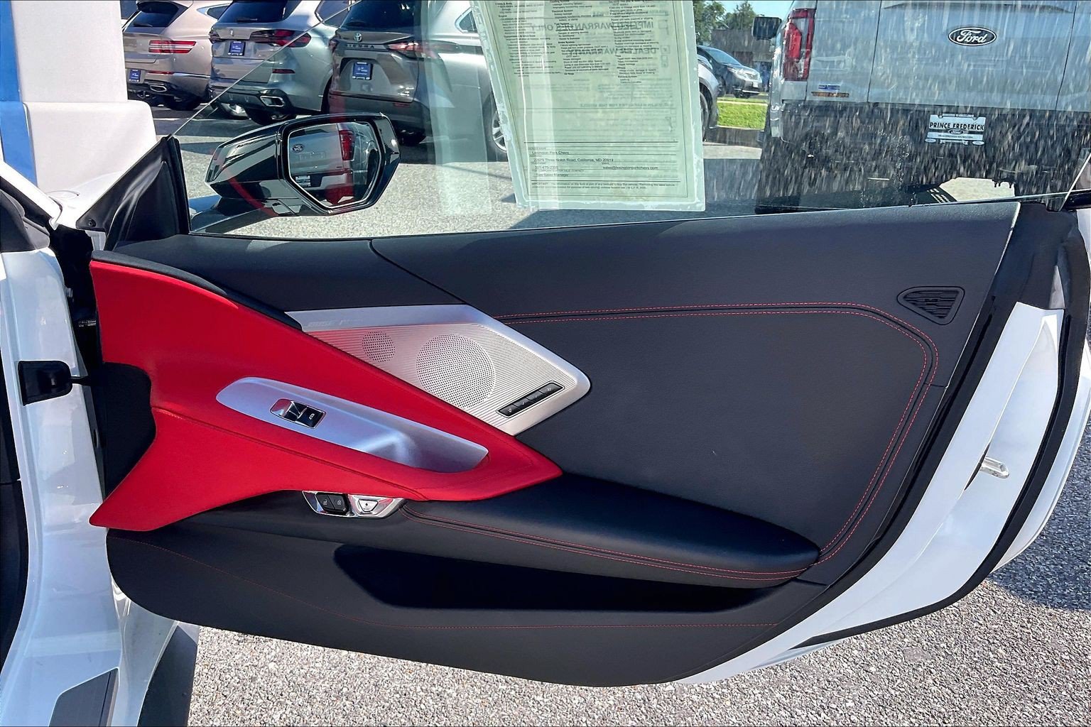 Used 2022 Chevrolet Corvette Stingray Preferred Cpe w/ Engine Appearance Package RWD image 22