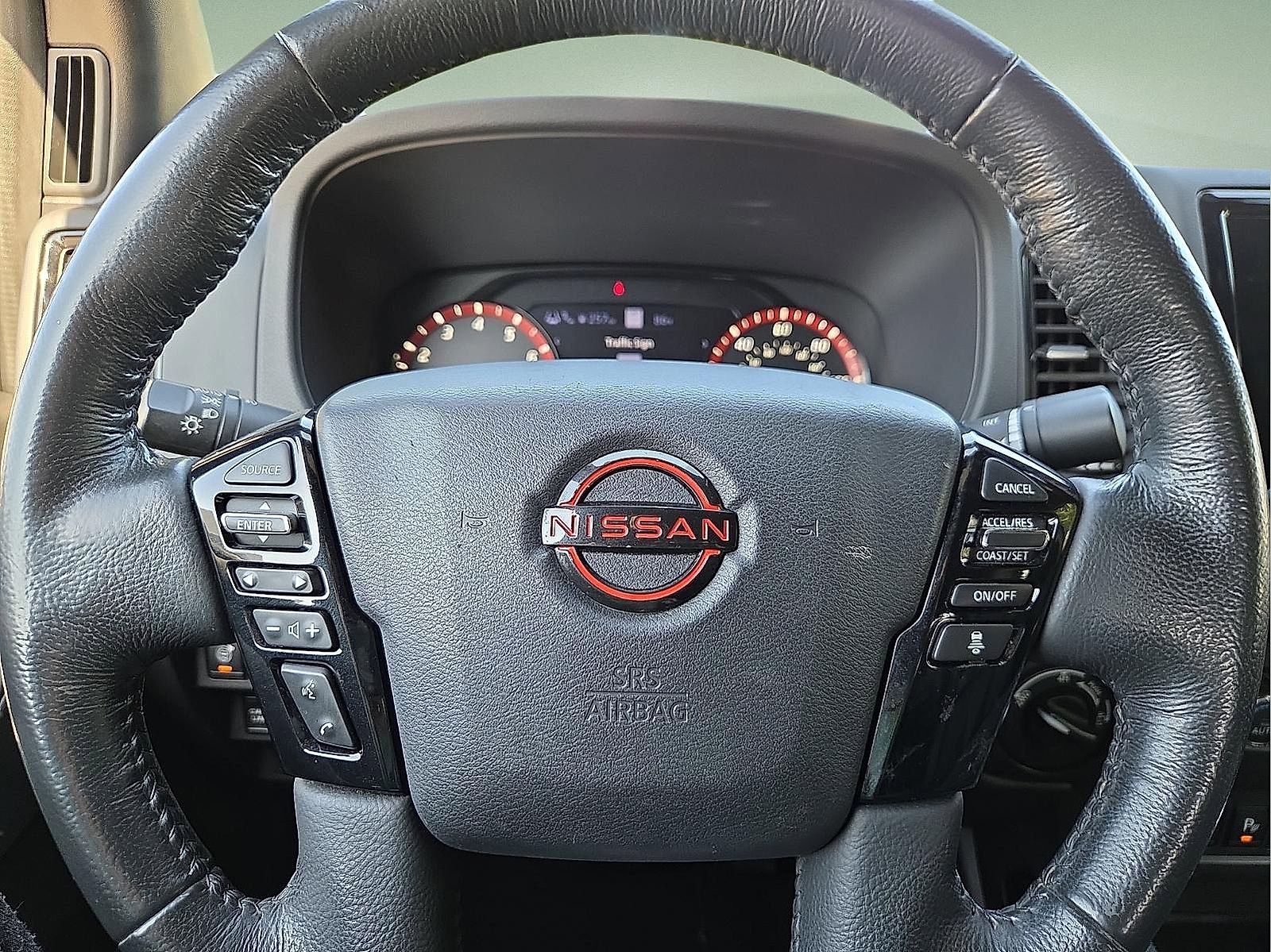 Used 2022 Nissan Frontier PRO-4X w/ Pro-4X Premium Package AWD/4WD image 24