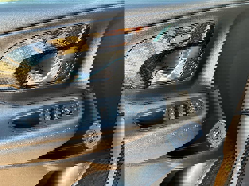 Used 2022 GMC Terrain AT4 w/ Infotainment Package II image 19