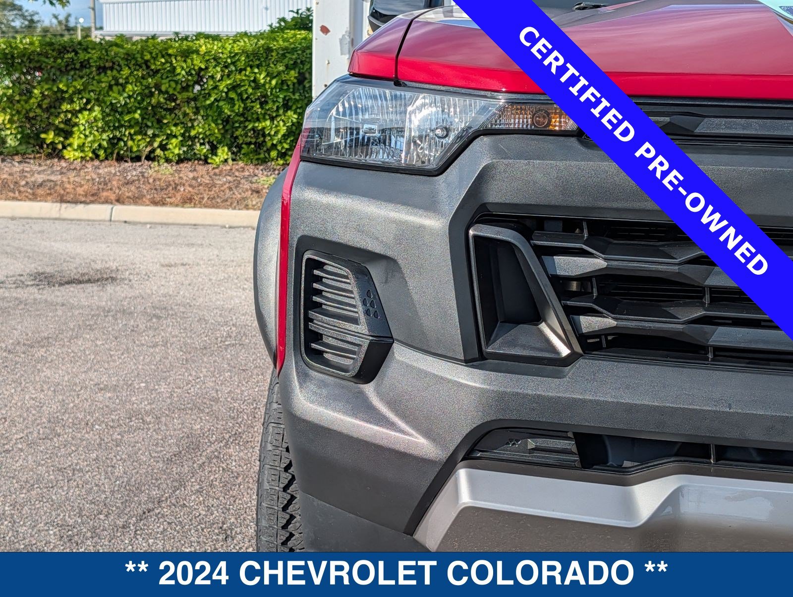 Used 2024 Chevrolet Colorado Trail Boss w/ Technology Package AWD/4WD image 10