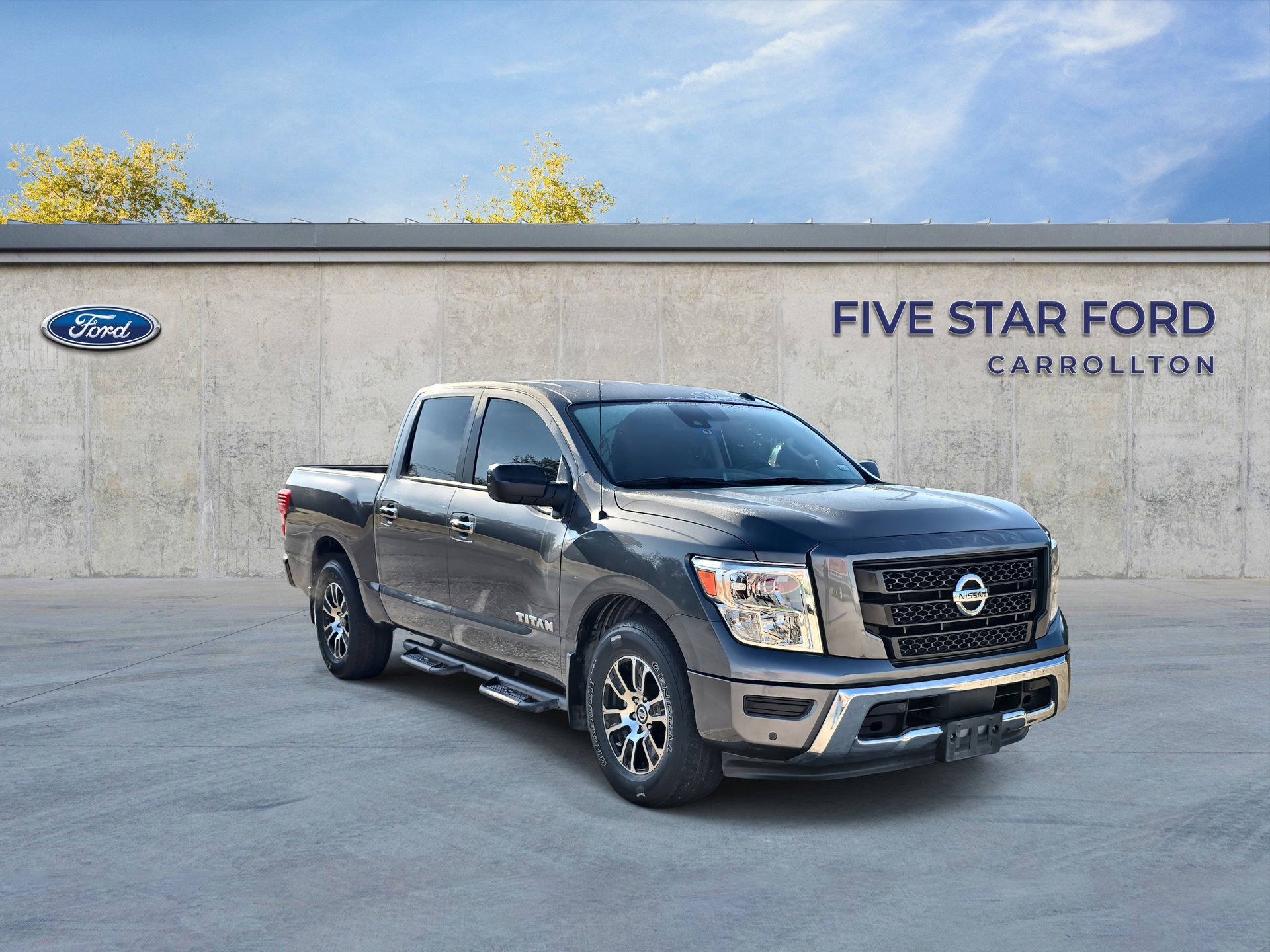 Used 2021 Nissan Titan SV w/ SV Convenience Package