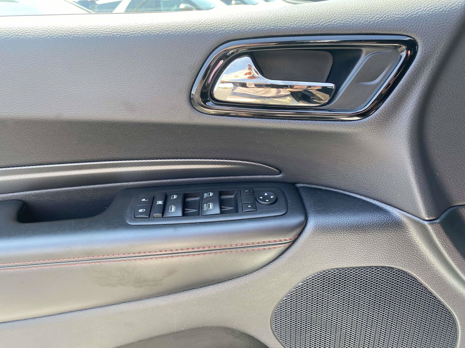 Used 2025 Dodge Durango GT RWD image 17