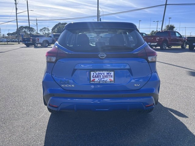 Used 2022 Nissan Kicks SV image 7