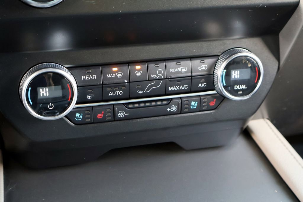 Certified 2021 Ford Expedition Max XLT image 35
