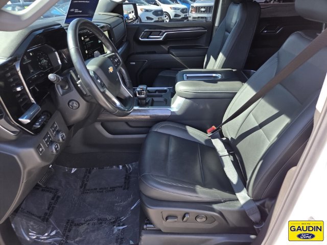 Used 2022 Chevrolet Silverado 1500 LTZ w/ Technology Package AWD/4WD image 11