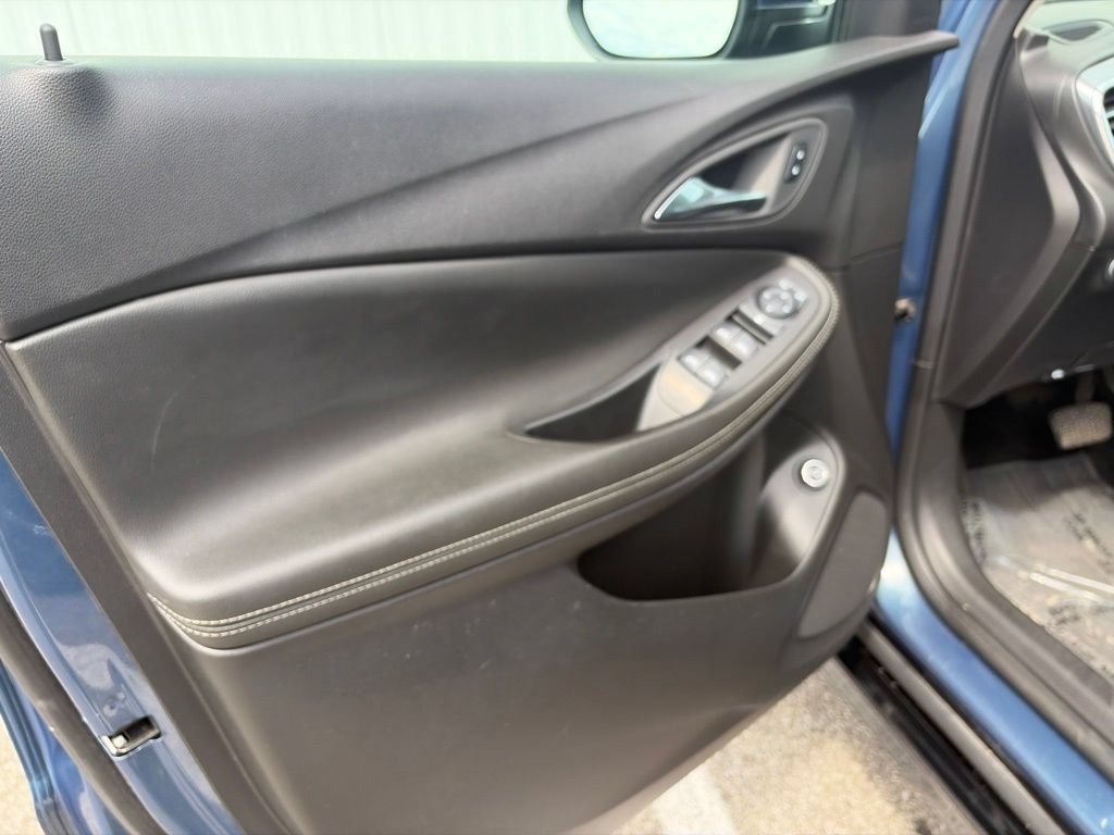Used 2024 Buick Encore GX Sport Touring w/ Experience Buick Package AWD/4WD image 13
