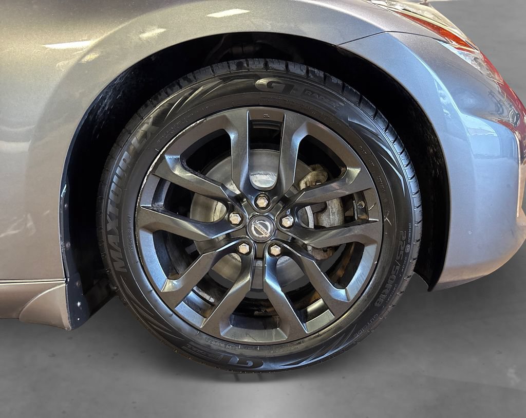 Used 2020 Nissan 370Z Coupe RWD image 19