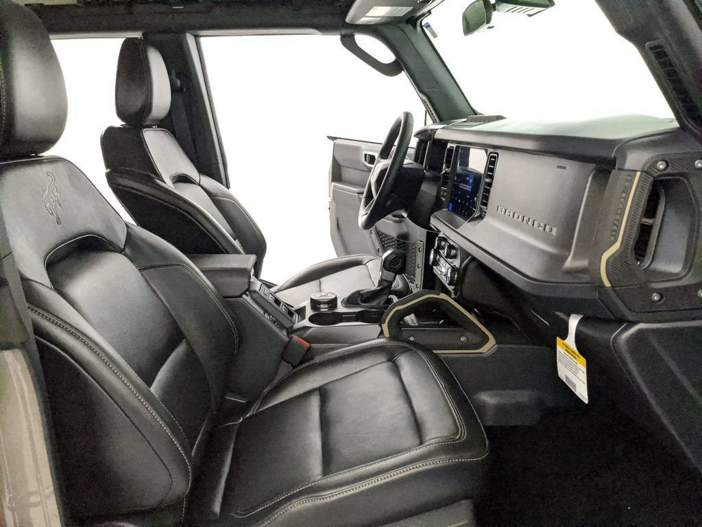 Certified 2026 Ford Bronco Badlands AWD/4WD image 24