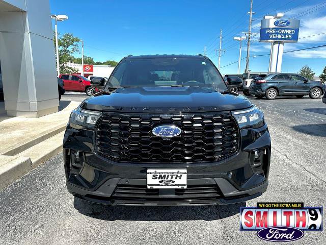 Certified 2026 Ford Explorer ST-Line AWD/4WD image 3