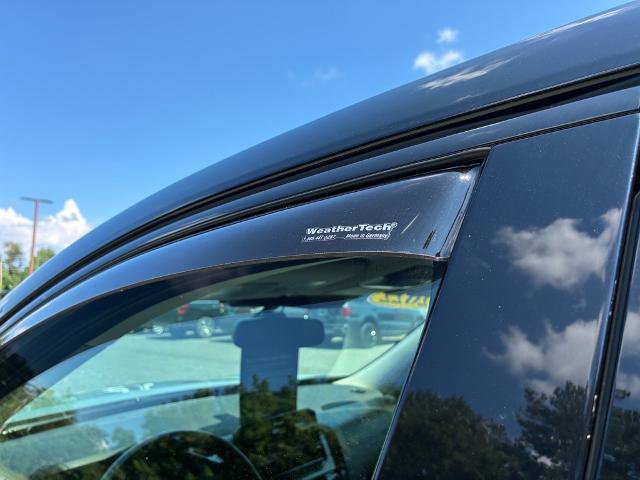 Used 2022 Nissan Pathfinder SL w/ SL Black Package image 12