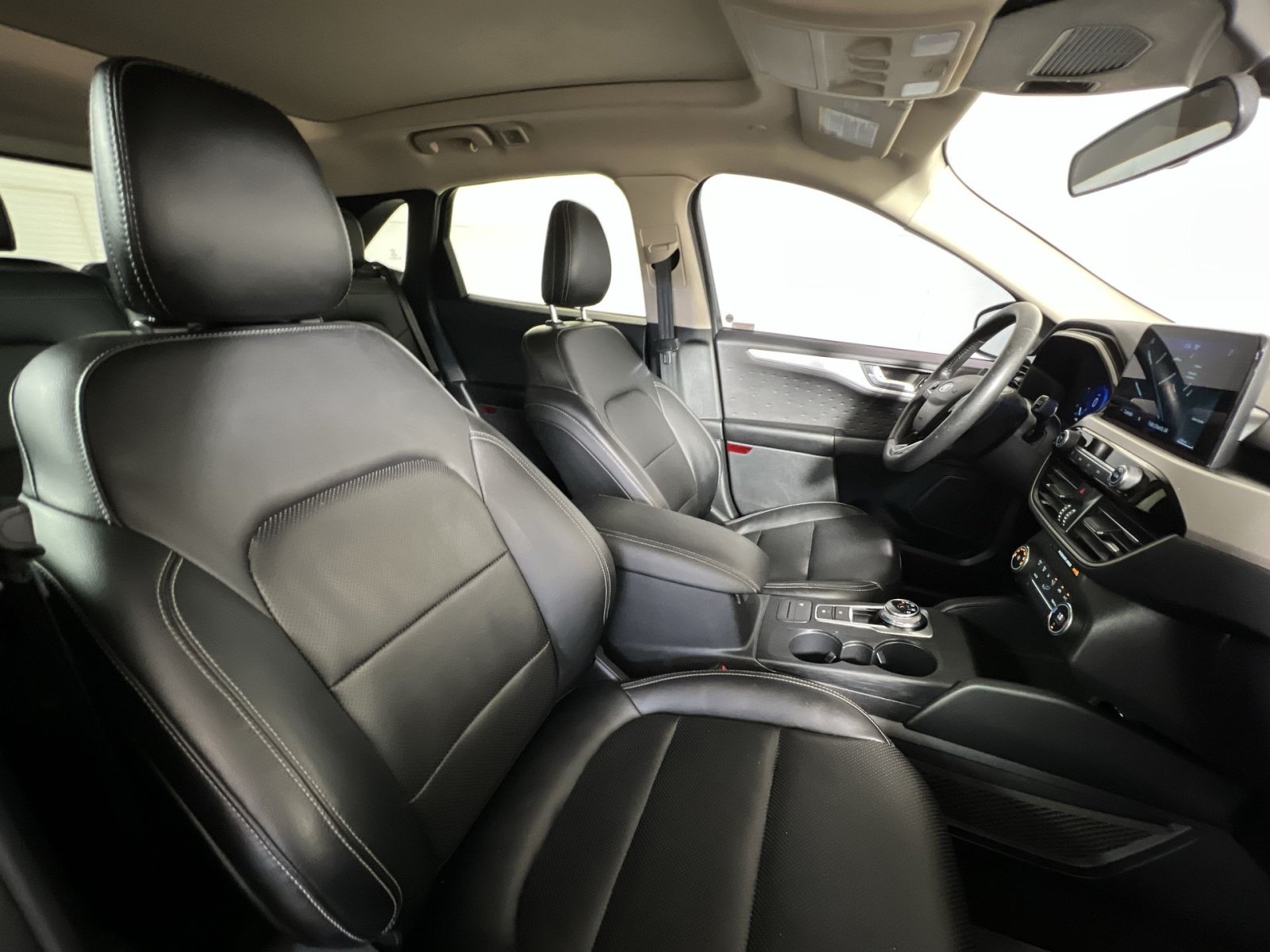 Certified 2020 Ford Escape SE Sport FWD image 27
