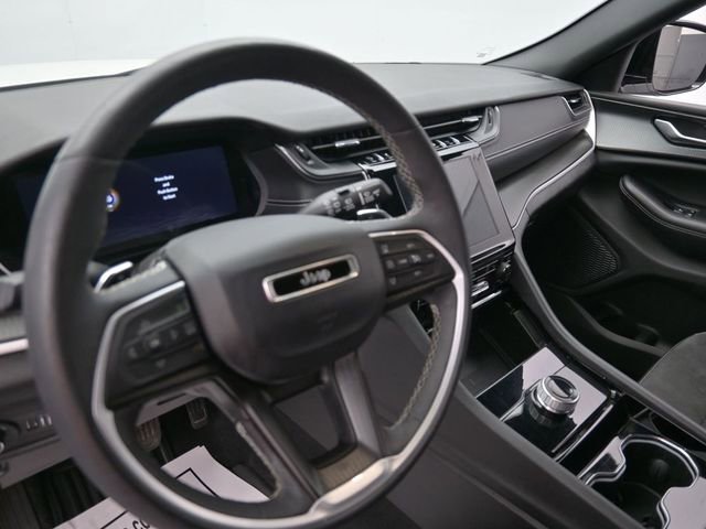 Used 2023 Jeep Grand Cherokee Altitude RWD image 22