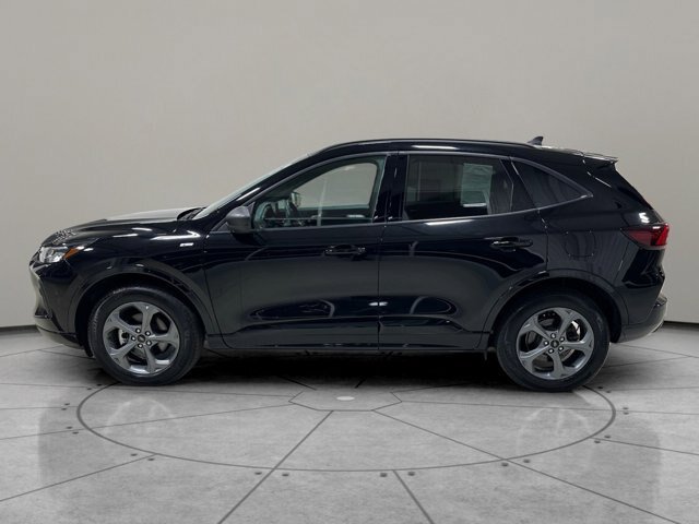 Certified 2024 Ford Escape ST-Line w/ Tech Pack #1 AWD/4WD image 6