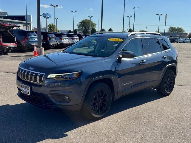 Used 2021 Jeep Cherokee Latitude Lux w/ Sun & Sound Group image 2