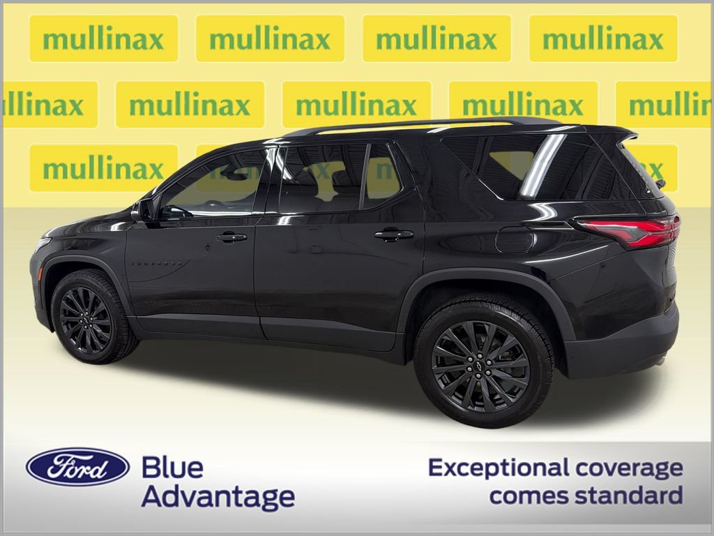 Used 2023 Chevrolet Traverse RS FWD image 11