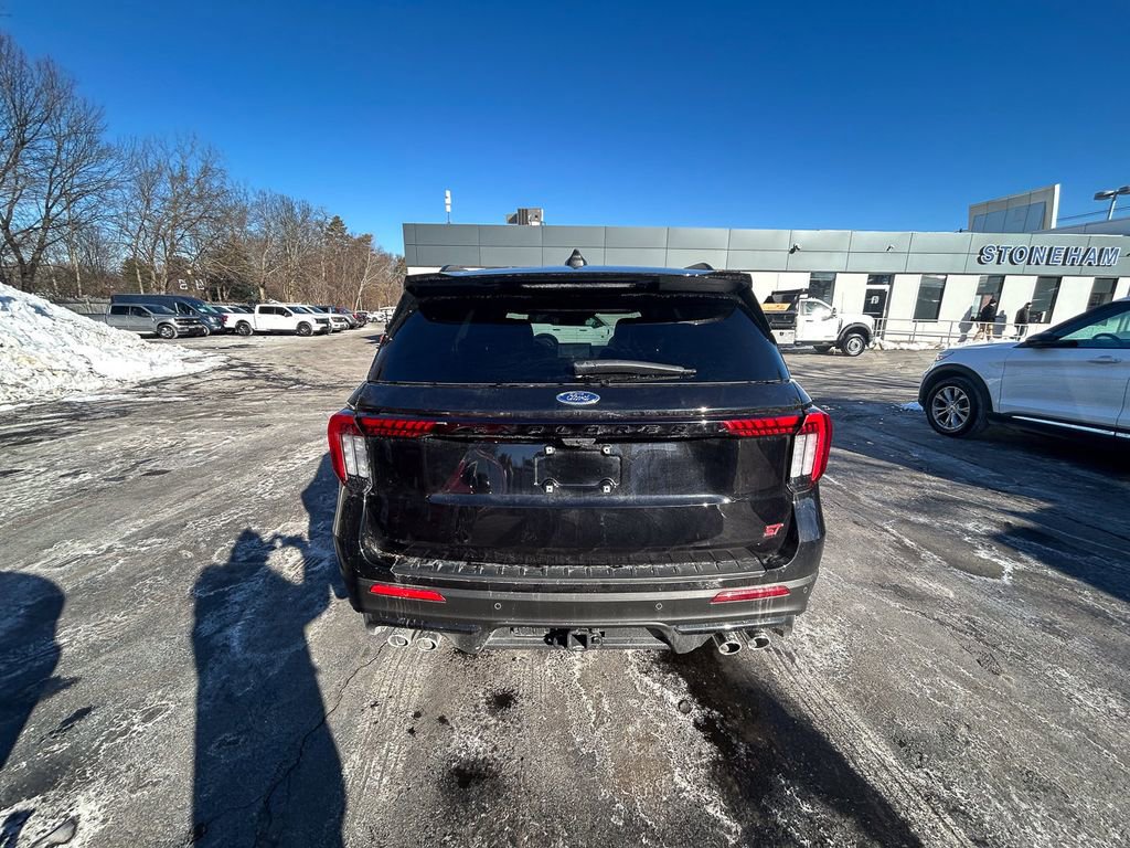 Certified 2025 Ford Explorer ST AWD/4WD image 6