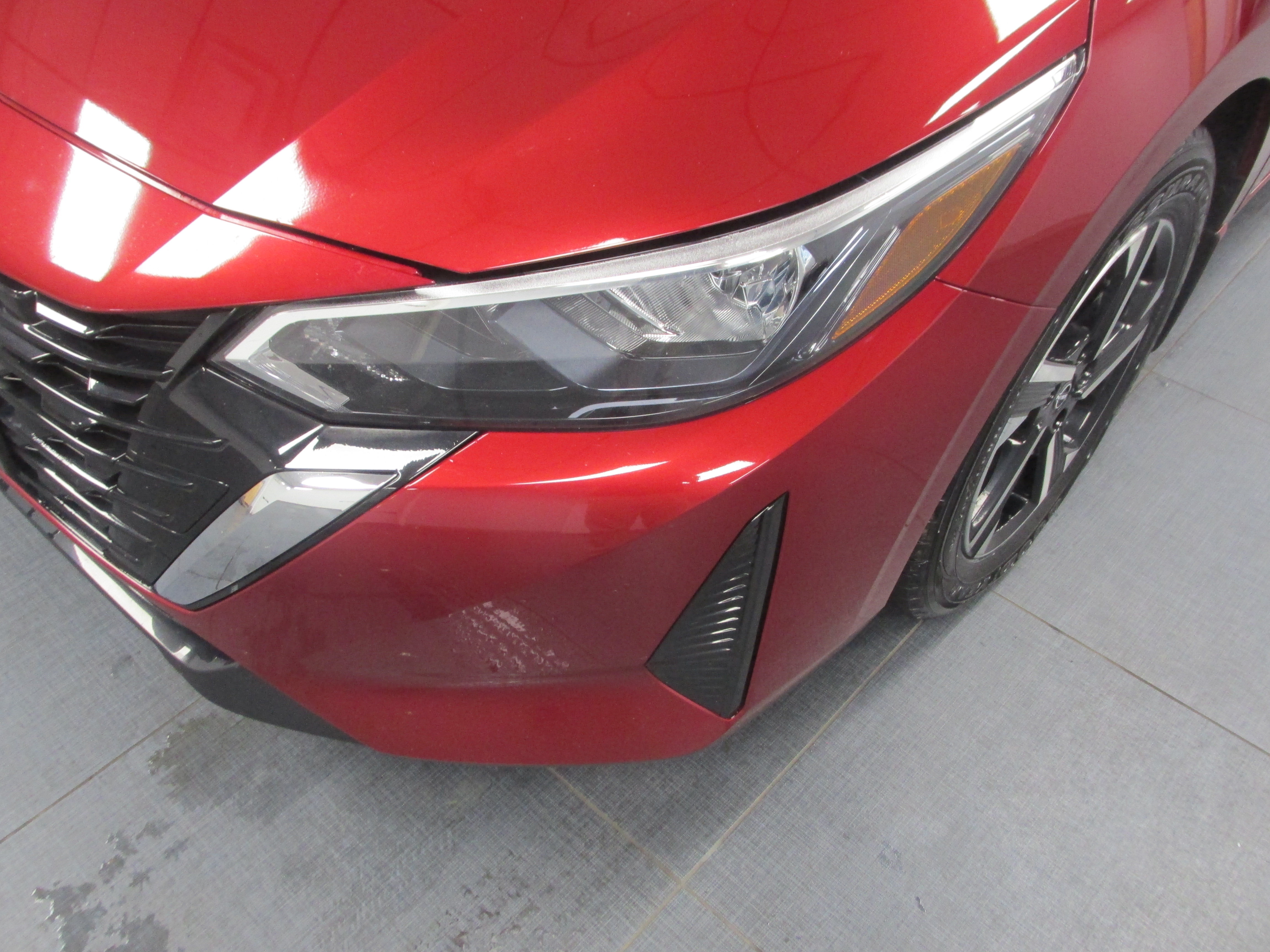 Used 2024 Nissan Sentra SV w/ All-Weather Package FWD image 9