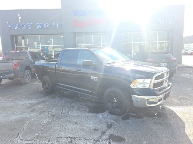 Used 2021 RAM 1500 Classic SLT image 5